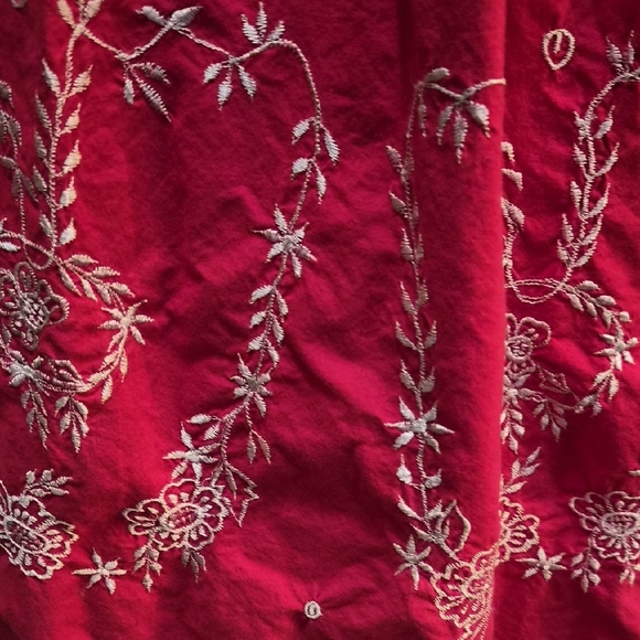 Red Embroidered Dress - Picture 4 of 8